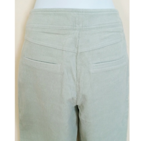 NEW WOMEN VELVET CROPPED WIDE GREEN PANTS JEANS XS - Picture 6 of 8